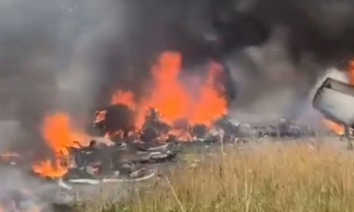 May bay quay tròn, rơi xuống cao tốc ở Hà Lan, phi công thiệt mạng