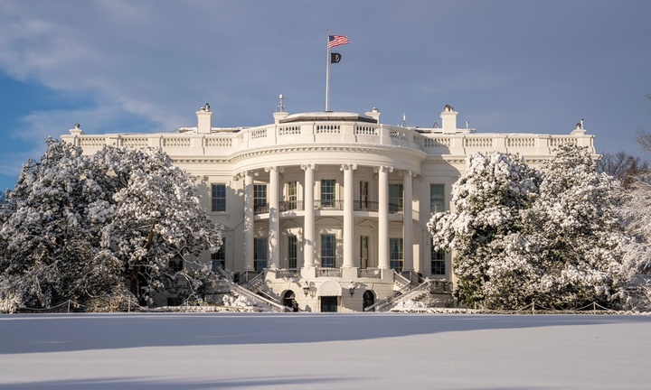 Chủ tịch Hạ viện Mỹ tuyên bố sẽ không bảo vệ Donald Trump
