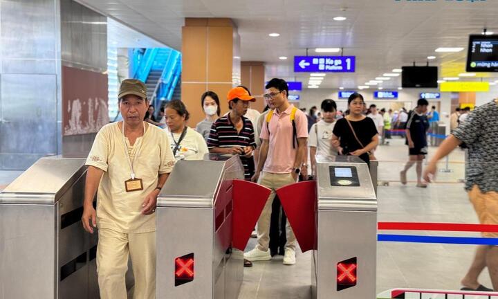 Đường sắt Nhổn - Ga Hà Nội đạt hơn 140.000 khách sau 3 ngày vận hành