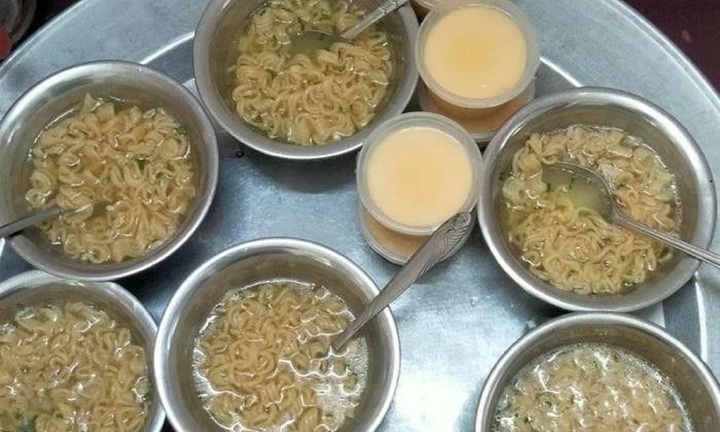 Vụ lớp mầm non cho trẻ 1 tuổi ăn mì tôm, cháo loãng: Phòng GD&ĐT báo cáo gì?