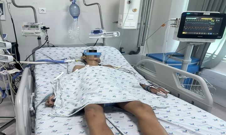 Cứu sống bé trai ngạt nước nặng, ngưng tim khi đi bơi