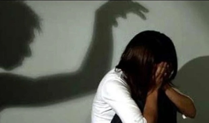 Khởi tố đối tượng mua dâm bé gái tại quán cà phê