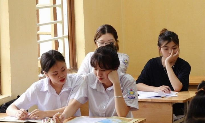 Chỉ tiêu xét tuyển sớm ngày càng tăng, nhiều học sinh 