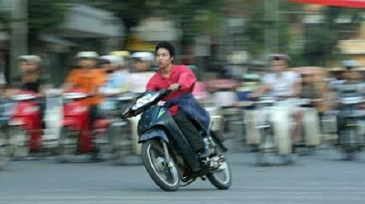 Khi nào chạy xe vượt tốc độ mà không bị phạt?