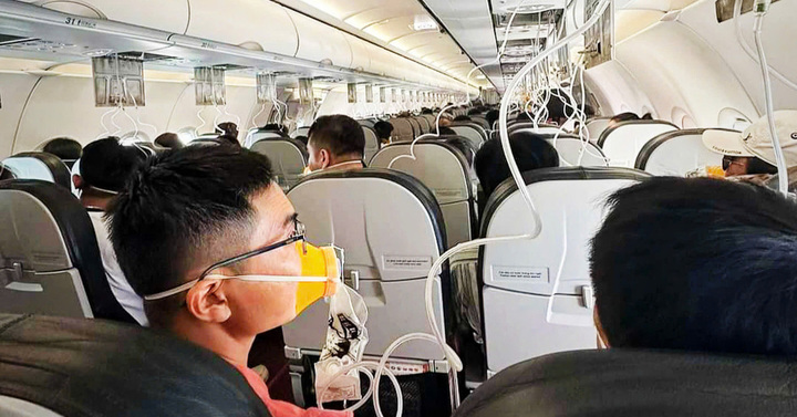 Làm rõ nguyên nhân máy bay gặp sự cố phải quay đầu hạ cánh