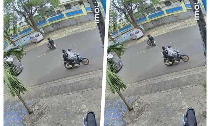 2 nữ sinh chuẩn bị đi học trên chiếc 