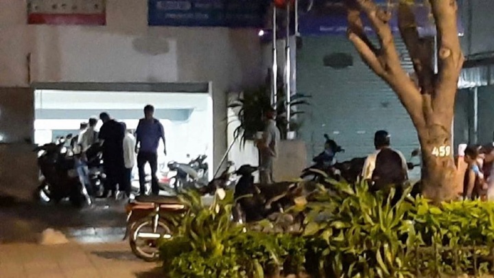 Điều tra vụ nam thanh niên đâm đồng nghiệp trọng thương ở TP.HCM