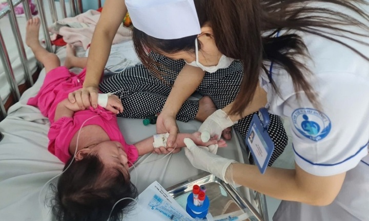 Số ca mắc tăng nhanh, TP.HCM công bố dịch sởi