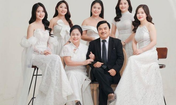 Bố mẹ ở Nghệ An có 5 con gái xinh đẹp và giỏi giang, đặt tên có ý nghĩa đặc biệt