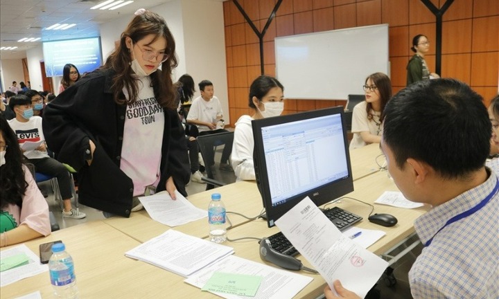 3 trường đại học đầu tiên công bố điểm chuẩn xét tuyển bổ sung năm 2024