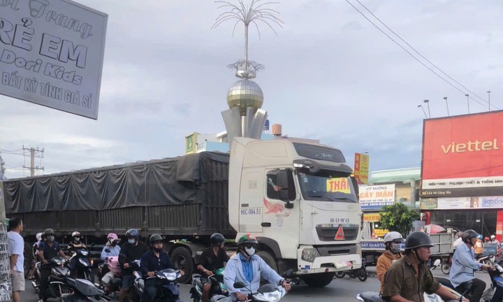 Vụ nữ sinh lớp 10 tử nạn trên đường đi học: Nạn nhân mới tựu trường