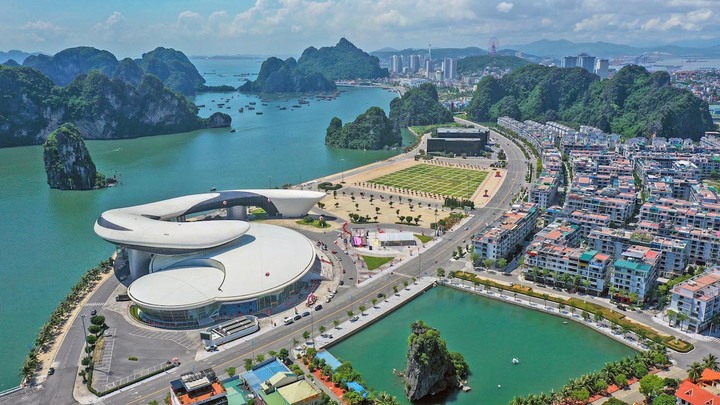 Quảng Ninh: Đảm bảo an toàn cho 2.417 khách du lịch còn lưu trú trên địa bàn