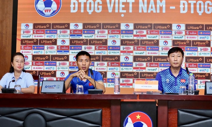 HLV Kim Sang Sik: ĐT Việt Nam và ĐT Thái Lan là hai đối thủ nhiều duyên nợ