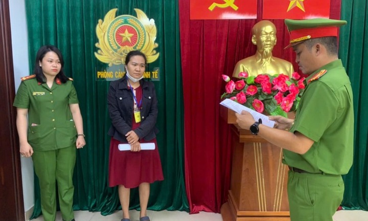 Tin tức pháp luật mới nhất ngày 11/9: Nữ kế toán trưởng chiếm đoạt gần 1 tỷ đồng