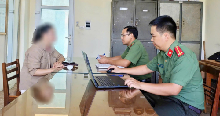 Đăng tin sạt lở đất theo hướng mê tín, người phụ nữ bị phạt 7,5 triệu đồng