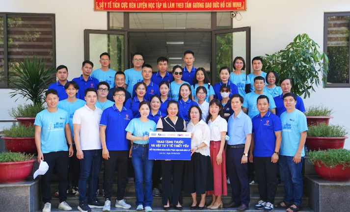 BVĐK Tâm Anh và Tiêm chủng VNVC hỗ trợ vật tư y tế chăm sóc sức khỏe người dân sau bão lũ