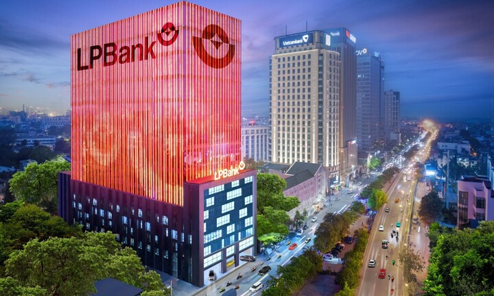 Ngân hàng TMCP Lộc Phát (LPBank) muốn mua 5% vốn FPT