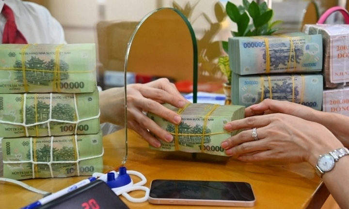 Rút và gửi tiết kiệm cần giấy tờ gì?