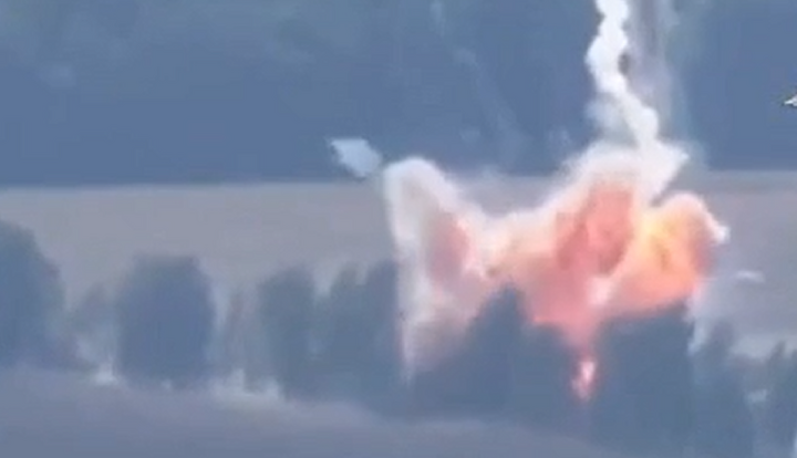UAV Nga dội hỏa lực, xé tan xe tăng của Ukraine tại 