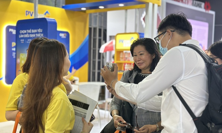 PVcomBank giới thiệu nhiều sản phẩm dịch vụ tại sự kiện GRECO 2024