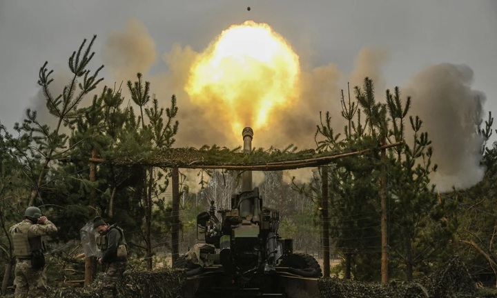 Nga tung đòn phản như vũ bão, lật đổ 