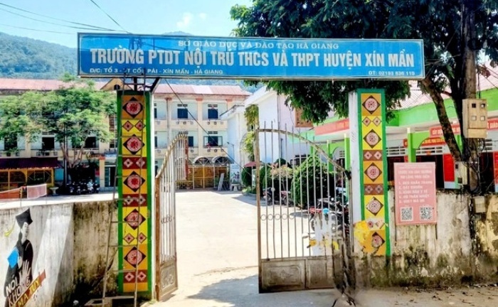 Vụ học sinh nghi ngộ độc ở Hà Giang: Xác định nguyên nhân