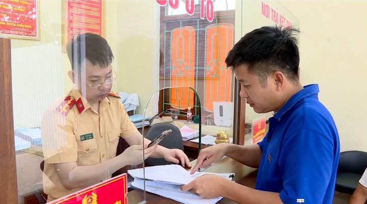 Cảnh báo giả danh cán bộ Công an lừa đảo định danh biển số xe