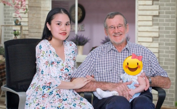Chuyện tình của cô gái 8X và ông lão Úc U80, phải nói dối là 