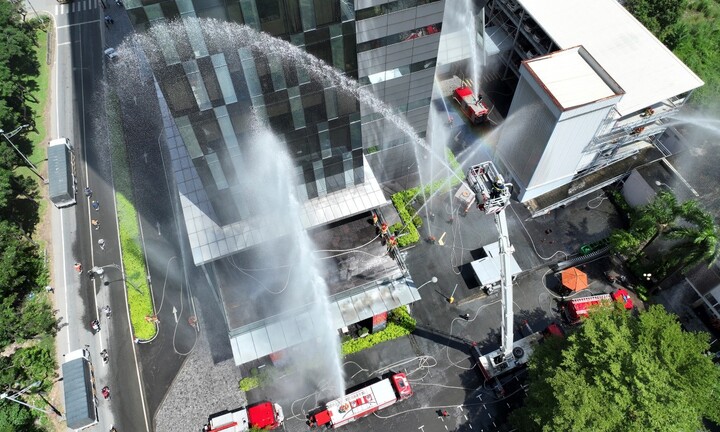 Diễn tập phương án chữa cháy, cứu nạn, cứu hộ tại PV GAS Tower