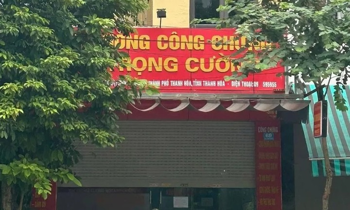 Khởi tố trưởng Văn phòng Công chứng ở Thanh Hóa