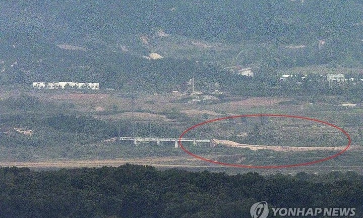  Diễn biến liên quan việc Triều Tiên cho nổ tuyến đường liên Triều