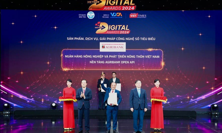 Agribank cùng ngành Ngân hàng đóng góp tích cực vào quá trình chuyển đổi số quốc gia