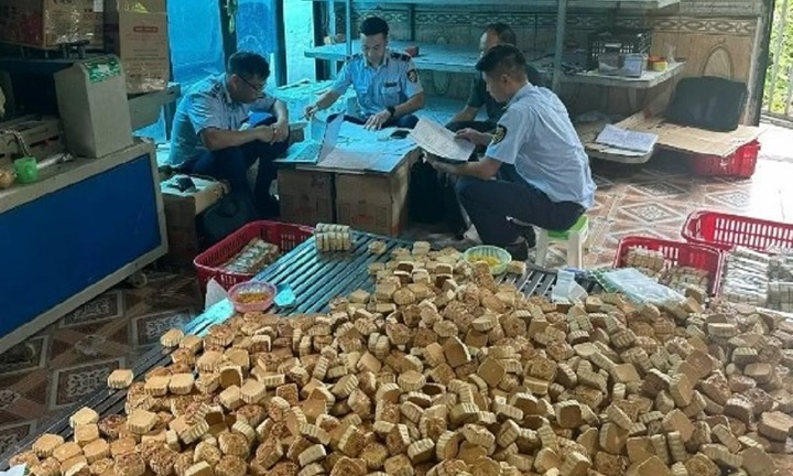 Tích cực, đi đầu trong công tác kiểm tra, quản lý thị trường