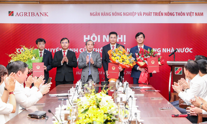 Ngân hàng Agribank bổ nhiệm hai Phó Tổng giám đốc