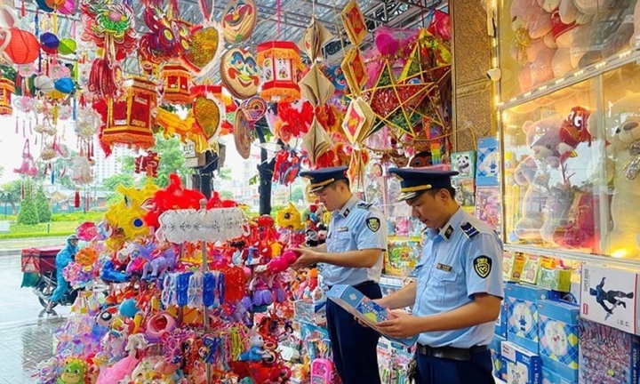 Thị trường dịp Tết Trung thu được kiểm soát tốt, Hà Nội đảm bảo chất lượng hàng hoá đến hết năm