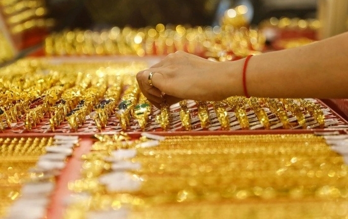 Giá vàng mới nhất hôm nay (25/10): Vàng nhẫn vẫn ở mức cao kỷ lục