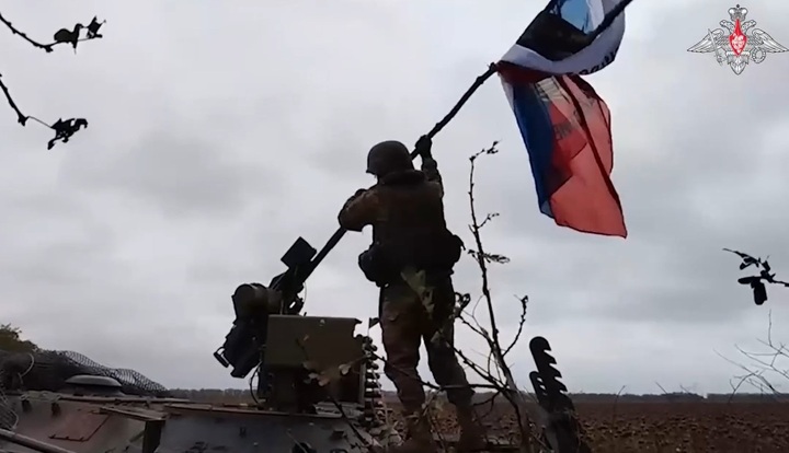 Nga tuyên bố kiểm soát hoàn toàn Tsukurino, tạo đòn bẩy gieo 