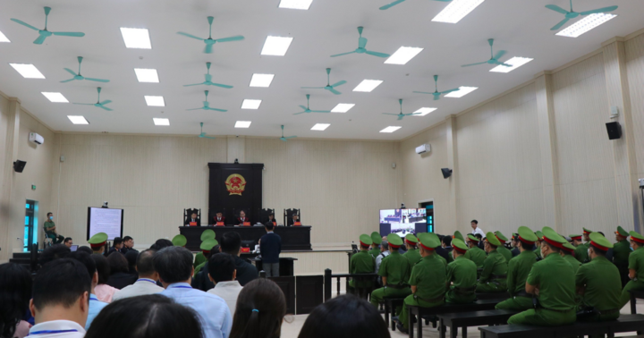 Cựu Giám đốc dự án khai bà Nguyễn Thị Thanh Nhàn chỉ tặng thuốc nhuộm tóc, mỹ phẩm