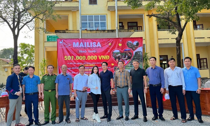 Vợ chồng doanh nhân Hoàng Kim Khánh Mailisa chính thức ủng hộ 2 tỷ cho bà con Quảng Bình 