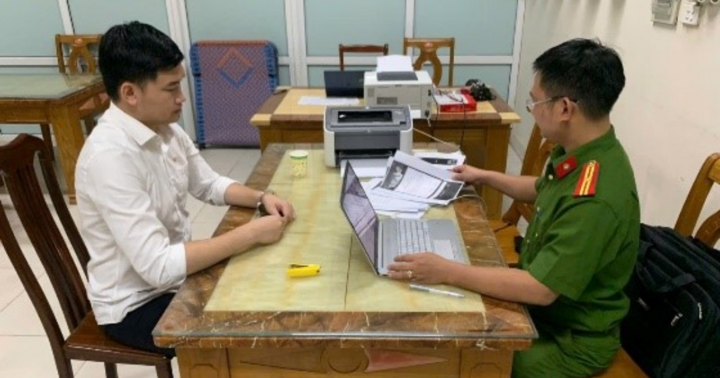 Bắt nguyên nhân viên ngân hàng lừa đảo hàng tỷ đồng rồi 