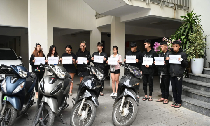 Vụ nhóm
