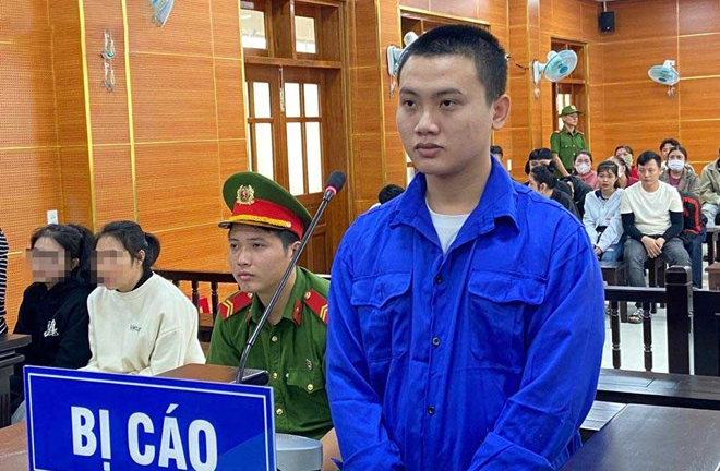 Dùng vỏ chai bia đập đầu bạn nhậu gây tử vong, nam thanh niên lĩnh án 20 năm tù