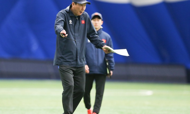 HLV Kim Sang-sik tiếp tục đón tin vui từ Phạm Tuấn Hải