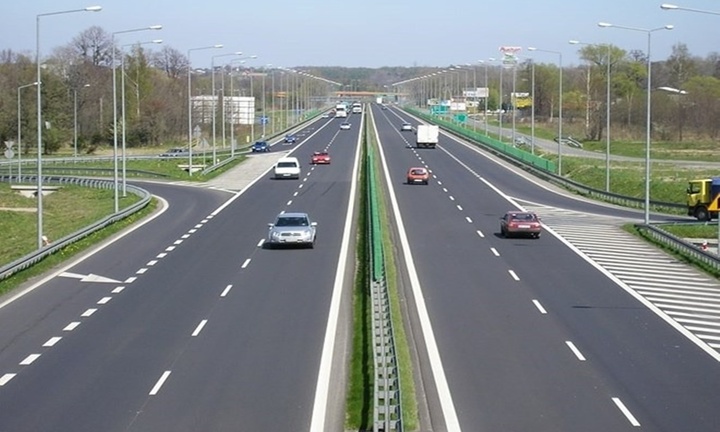 Các loại vạch kẻ đường cần phân biệt để tránh mất tiền phạt