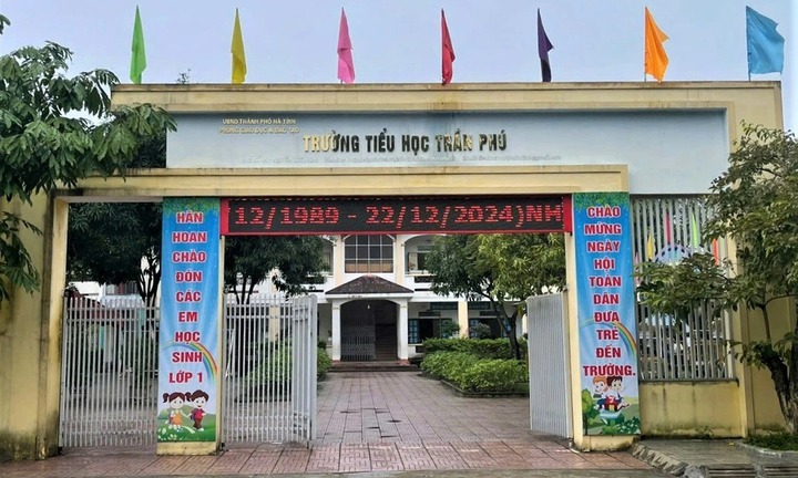Phòng GD&ĐT TP.Hà Tĩnh nói gì về đề xuất thuyên chuyển cô giáo lớp 1 dạy thêm?