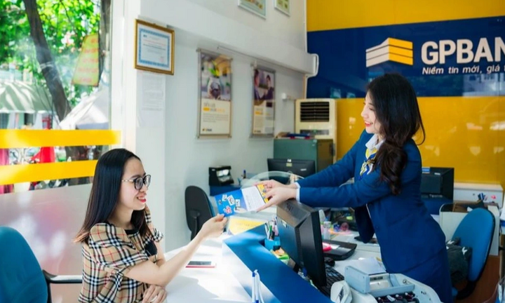 Lãi suất ngân hàng 21/12/2024: 13 ngân hàng đẩy lãi suất tiền gửi lên mức 6%/năm trở lên