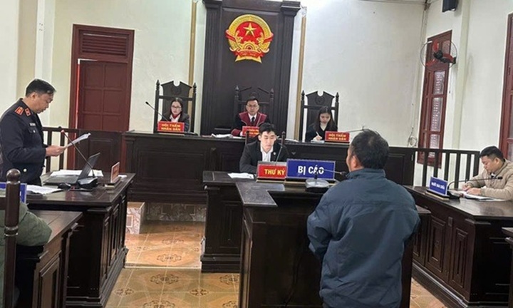 Khiến