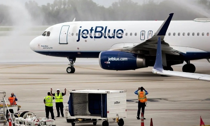 Tìm thấy 2 thi thể trong khoang bánh đáp của một chiếc máy bay JetBlue