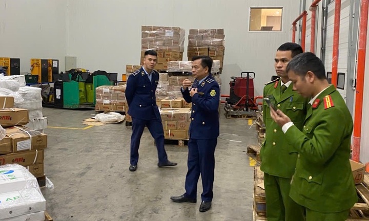 Phát hiện hơn 10 tấn nội tạng không rõ nguồn gốc chuẩn bị đưa ra thị trường Tết