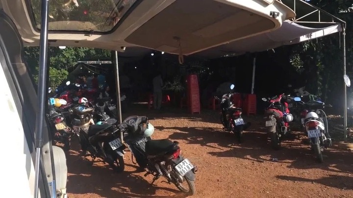 Điều tra vụ vợ tử vong trong tư thế treo cổ, chồng uống thuốc diệt cỏ nguy kịch ở Bình Phước